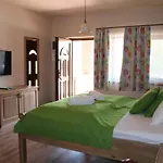 Couette-café Tündérkert Panzió őrség Viszák
