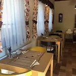 Bed and Breakfast Tuenderkert Panzio Orseg Viszák