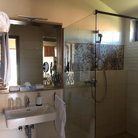 Tuenderkert Panzio Orseg B&B Viszák