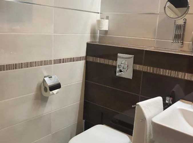 Tuenderkert Panzio Orseg לינה וארוחת בוקר 4*
